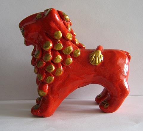 «Лев». Абашевская игрушка. 2000 г. Работа периода учёбы в детской художественной школе г. Новомосковска (Россия).