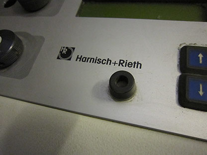 Sandblasting apparat with 4 barrels Harnisch+Rieth P-G 400, logo